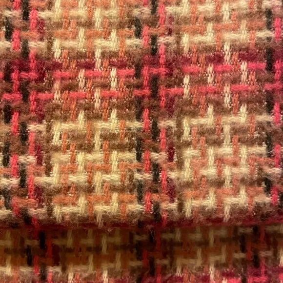 100% Cashmere Scarf 30” x 12” Made in England - Picture 2 of 5